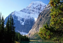 汉诺威尤利尔迎来挑战，联赛首秀备受瞩目，打响国际对抗赛