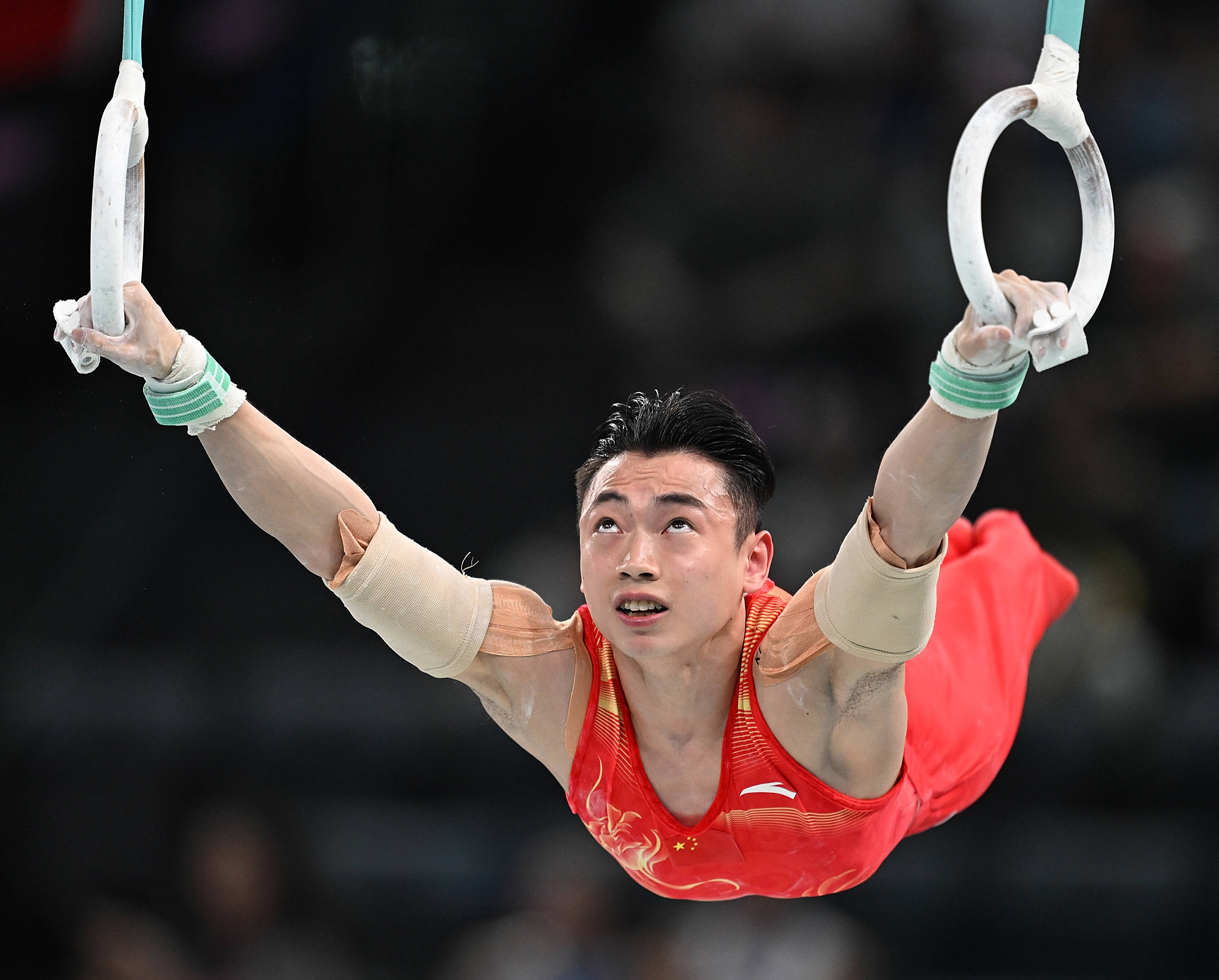 爱游戏官网-体操脊梁架男子单项赛场精彩表演