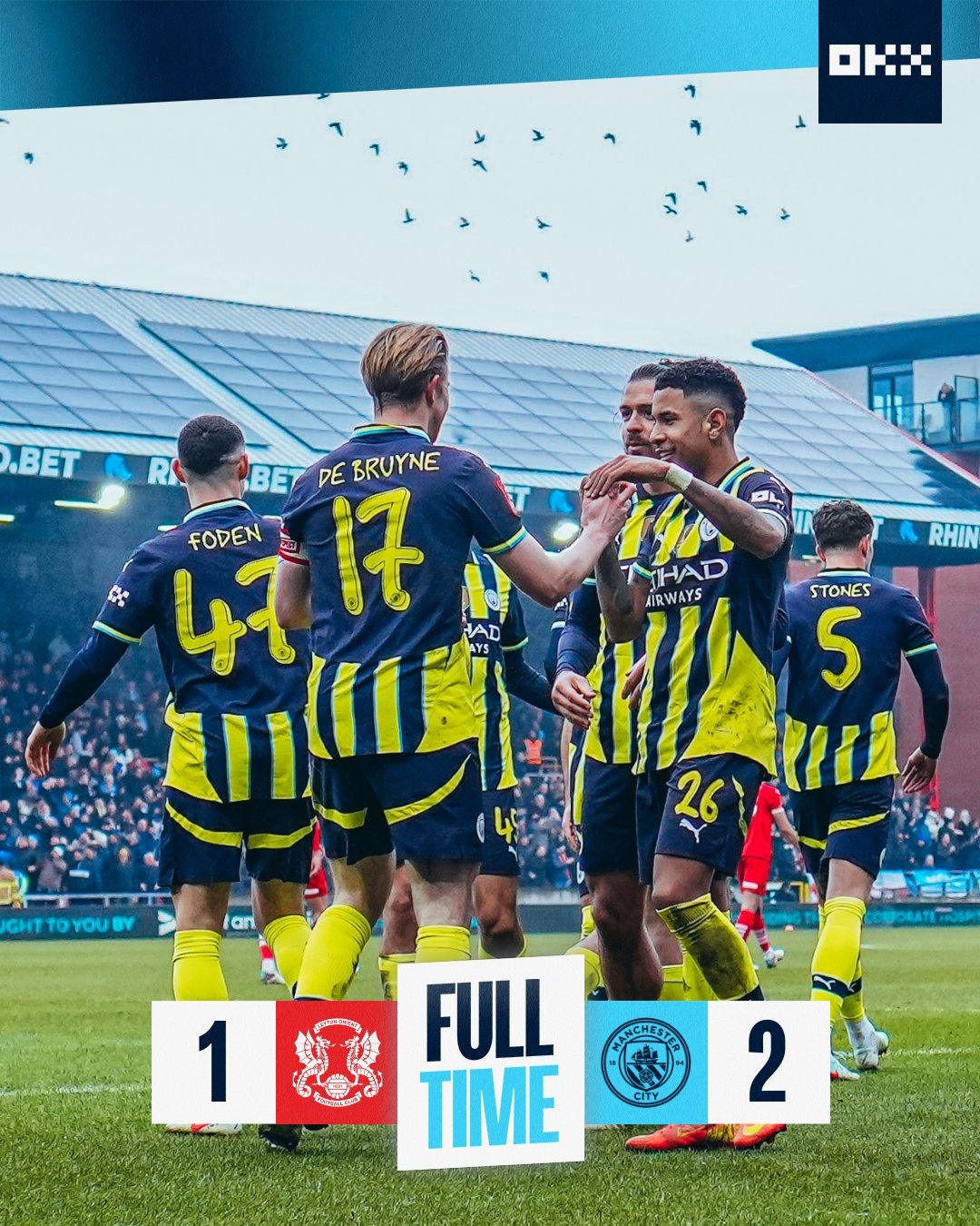 爱游戏登录入口-曼城客场大胜：稳占榜首全队高兴