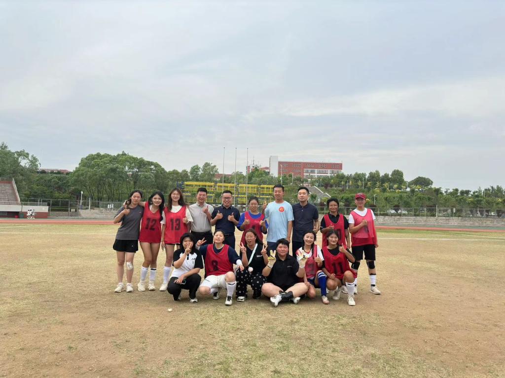 足球助力女运动员拓展职业发展之路的简单介绍