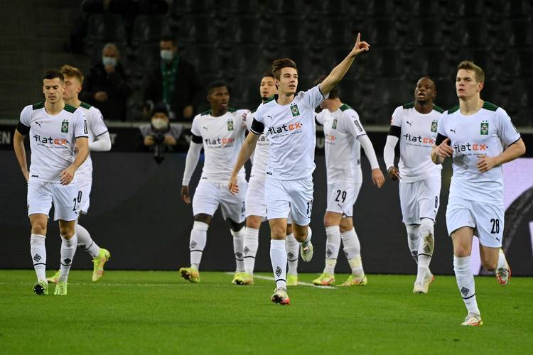 爱游戏官方入口-包含门兴格拉德巴赫前锋成为德甲射手榜领头人的词条