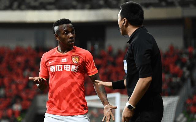 爱游戏官网-青岛队战略成功，稳占领先优势的简单介绍