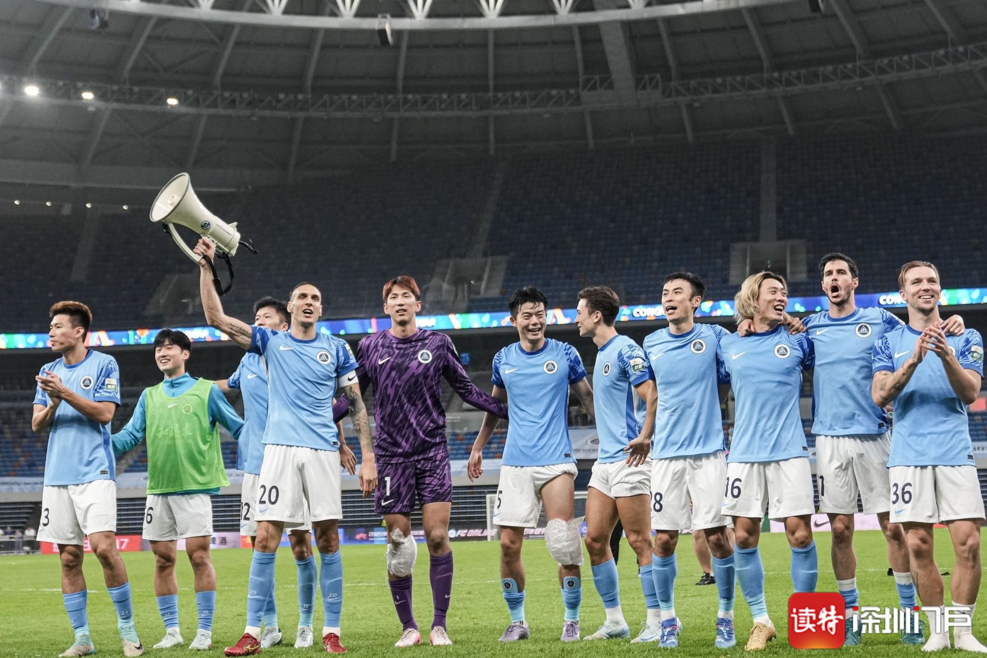 包含稳固领跑位置的球队面临挑战！深圳对阵福建，胜者领跑的词条