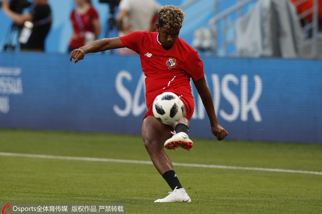 爱游戏官网-巴拿马队实现连胜，稳固领先局面