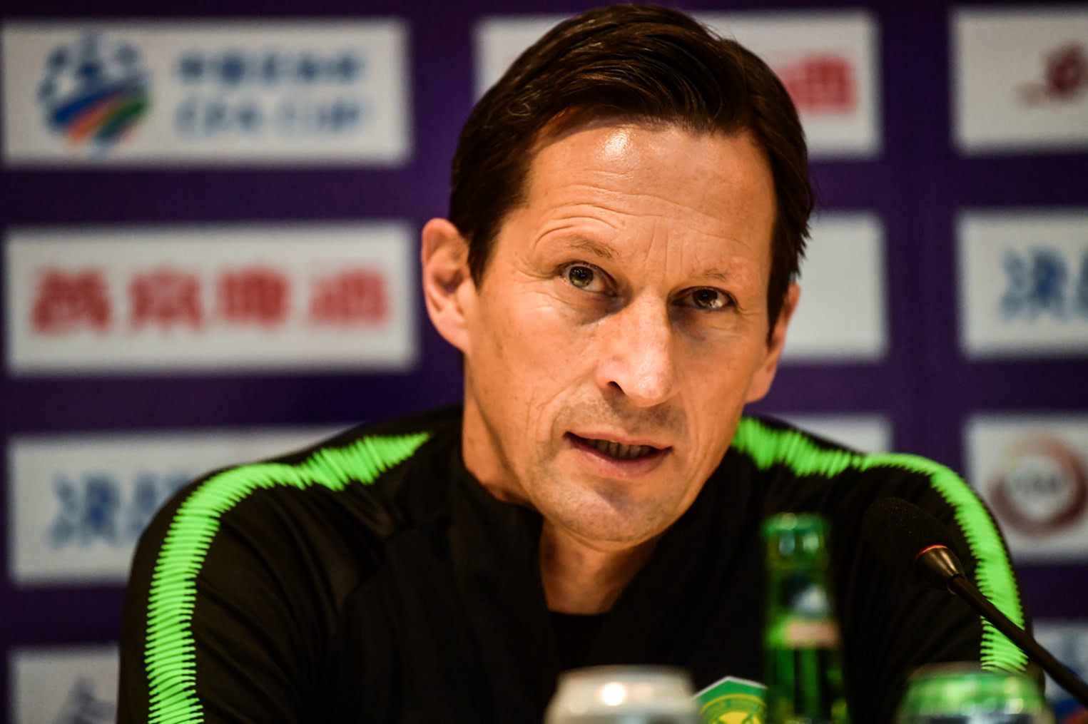 爱游戏官网-南亚球员心情低落，亚冠淘汰赛敲响警钟的简单介绍