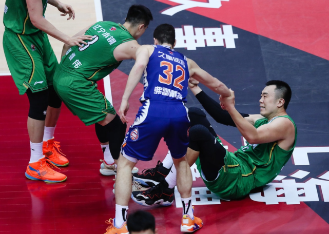 上海队丢失领先优势，反思后再战