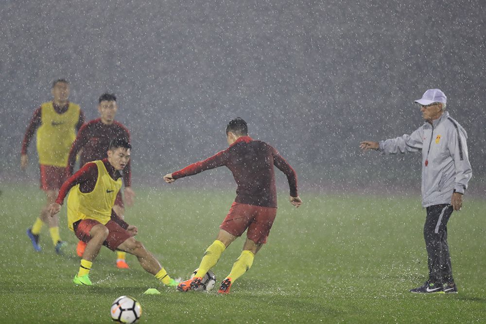 缅甸球队实现不败战术,名列榜首 缅甸球队实现不败战术,名列榜首